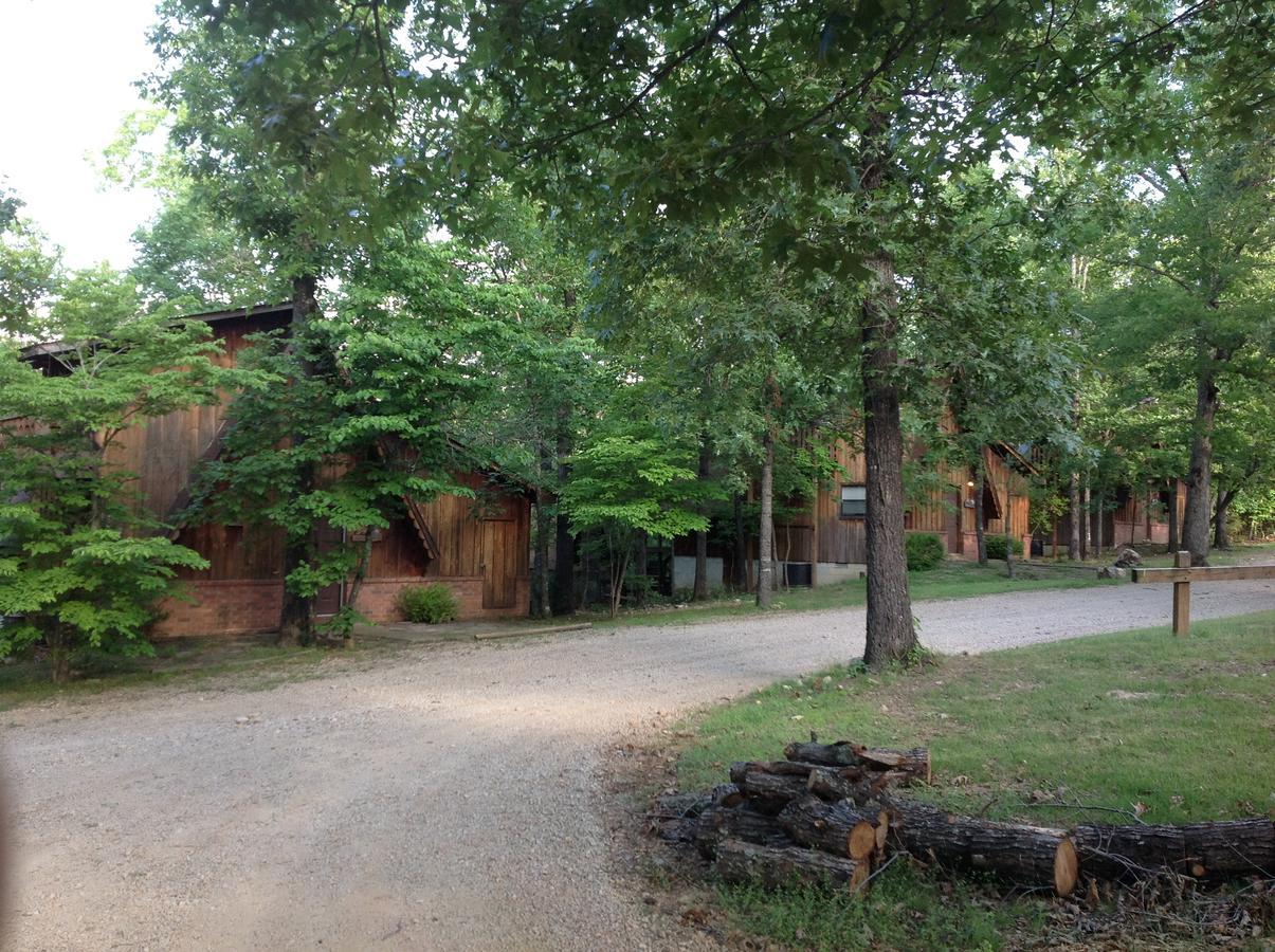 Norfork Lake Ozark Mountain Lodge Gamaliel Eksteriør billede
