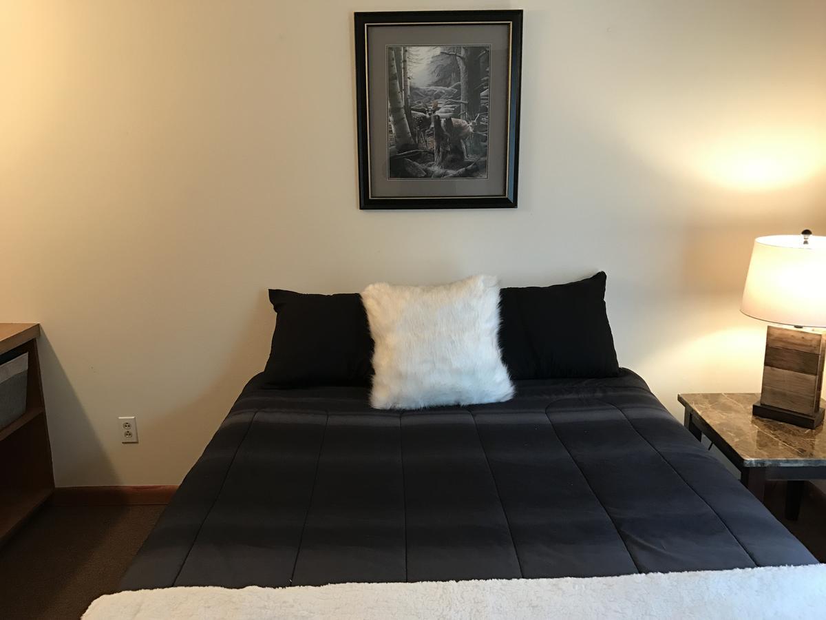 Norfork Lake Ozark Mountain Lodge Gamaliel Eksteriør billede