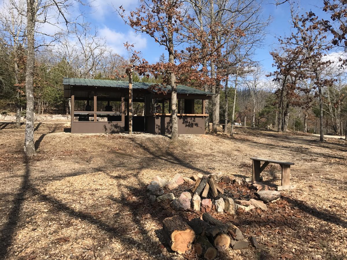 Norfork Lake Ozark Mountain Lodge Gamaliel Eksteriør billede
