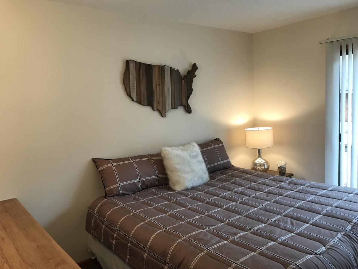 Norfork Lake Ozark Mountain Lodge Gamaliel Eksteriør billede